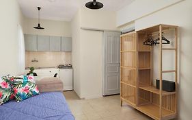 Divina Seaside Apartments By Estia