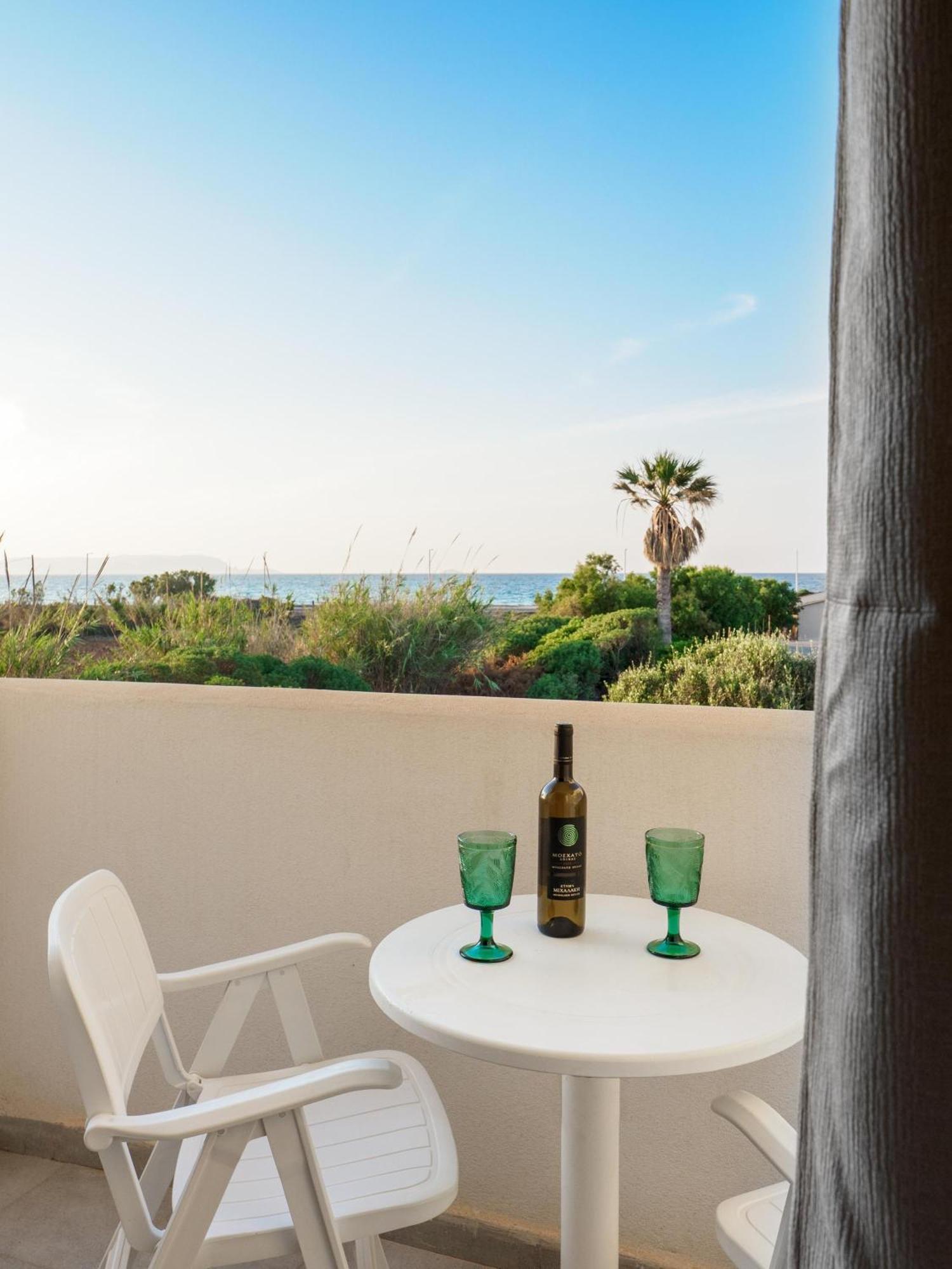 Divina Seaside Apartments By Estia Gouves Extérieur photo
